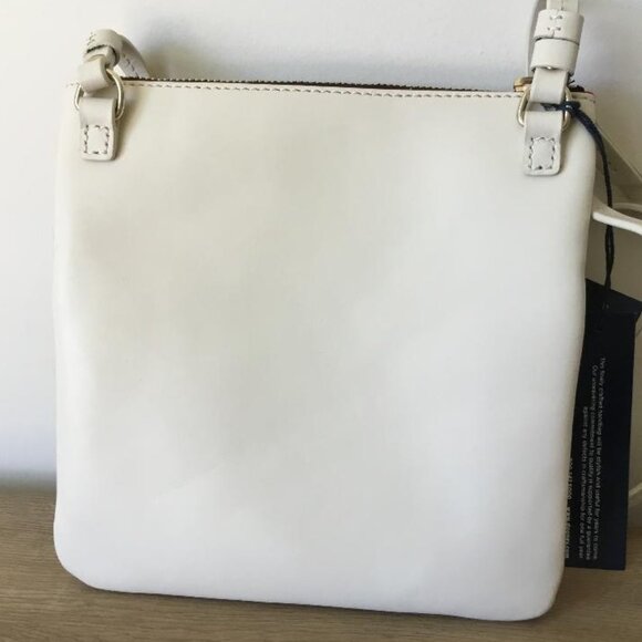 Dooney & Bourke Triple Zip Crossbody Bag in Smooth Apollo Cream Leather NWT - Picture 3 of 5